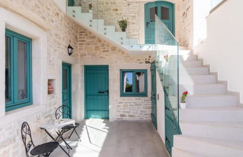 Cozy Secret Home with Jetted Tub - Foto 14