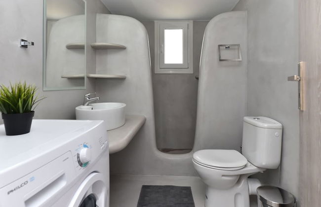 The Local House - Photo 17