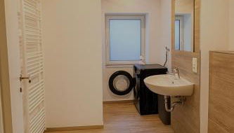 Stadtzentrum Apartment - Modern & Ruhig - Foto 3