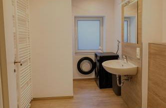 Stadtzentrum Apartment - Modern & Ruhig - Foto 3