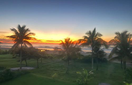 Pé na areia mais tranquilo de Bertioga - Maitinga - Foto 6