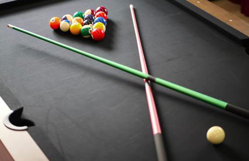 PoolTable - Hot Tub - FirePit - Games - Bunk Slide - Wet Bar - Foto 25