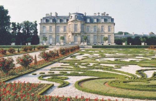 D&E - PARIS-DISNEY - HOLIDAYS APARTMENT - APPARTEMENT DE VACANCES - 5 CHAMBRES- 5 SDB - 5 BEDROOMS - 5 BATHROOMS - Netflix - Foto 45