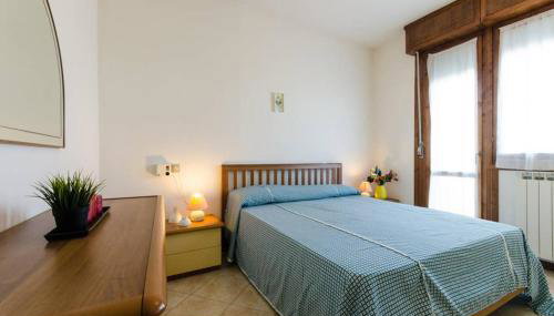 Cortina 2-22 - Photo 1