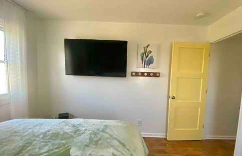 Nautical Endeavors Beach House Steps from Surf - Foto 8