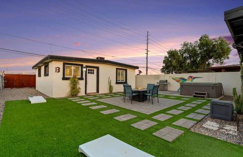 Featherlight Cottage with BBQ and Hot Tub in Downtown Phoenix - Foto 40
