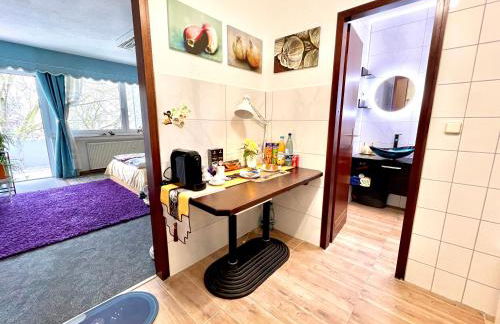 Stylish, Cozy & Quiet Apartment with one and half rooms in District 1 - Foto 3