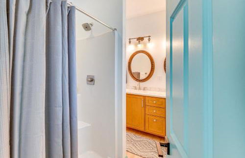 1 Mi to Dtwn Manteo Dog-Friendly Home with Deck - Foto 11