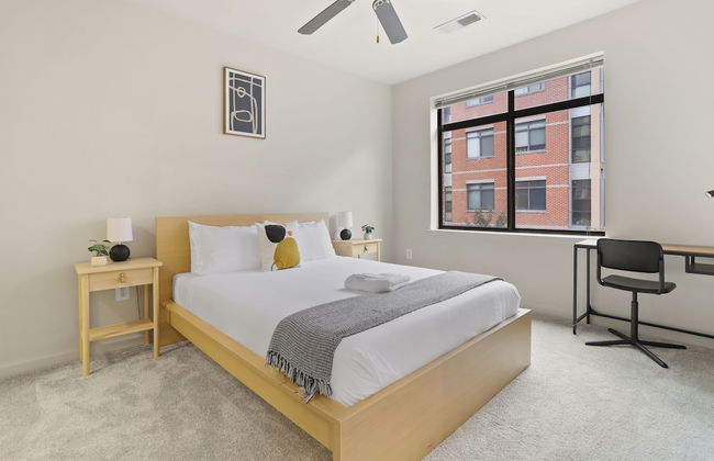 DC Charm in Crystal Apartments - Foto 16