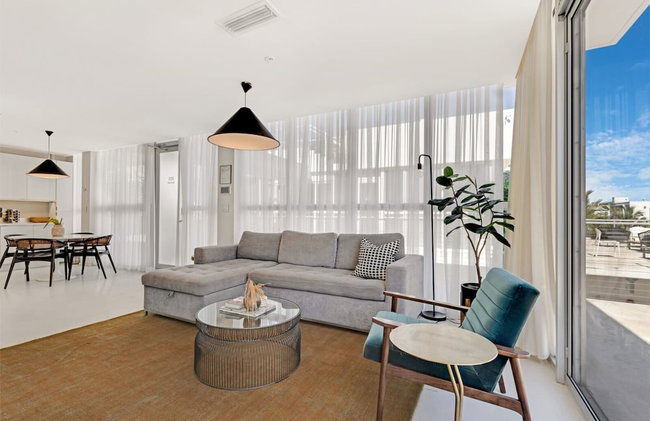 Roami at 250 Collins - Foto 145