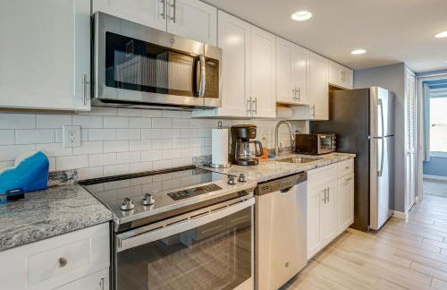 Oceanside Retreat in Mantoloking Walk to Beach! - Foto 11