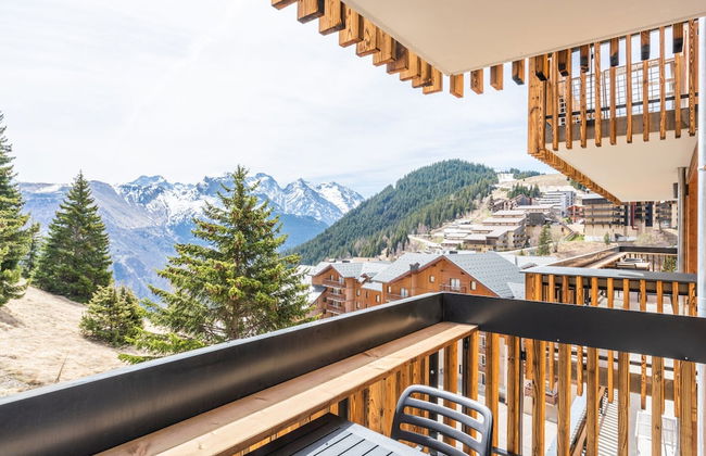 Chalet in Auris-en-oisans With Balcony Views - Photo 13