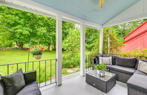 Historic Farmhouse Near Mountains and Colleges! - Foto 30