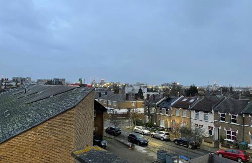 Huge 6-Bedroom House in Greenwich, Sleeps 12 - Foto 16