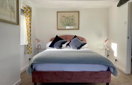 Taylor Way - Superb Apartment with Living Room and Private Gated Parking - Foto 1