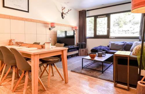 Large 2-Bedroom Apartment, Centre of Flaine Foret - Photo 8