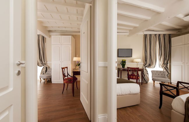 La Residenza del Sole al Pantheon - Photo 2