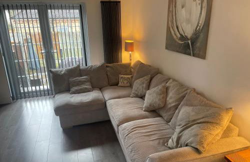 River House 2BR 1 bathroom downstairs toilet Parking St Neots Town Centre - Foto 26