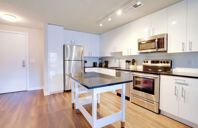 Comfort Apartments Near Capitol City - Photo 45