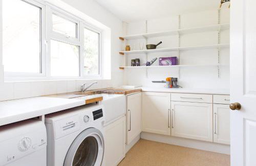 Secluded Rural Retreat Close to Beach - Sleeps 12 - Foto 40