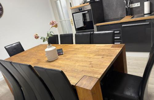 Frankfurter 21 Haus - 2 WE, 2 Küchen, 2 Bäder, 6 SZ, 19 Betten - Foto 50