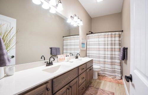 Luxury Home on Cove with Boat Slips, Waterslides, and Jump Deck - Foto 49