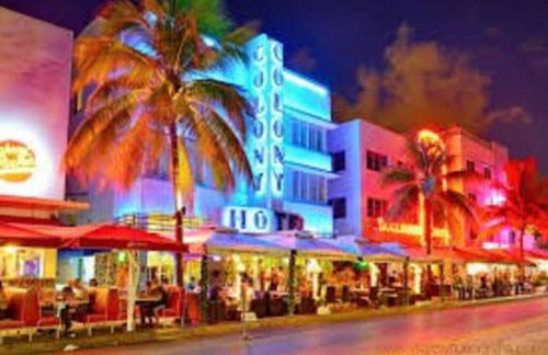 Modern apartment steps the beach - Foto 29