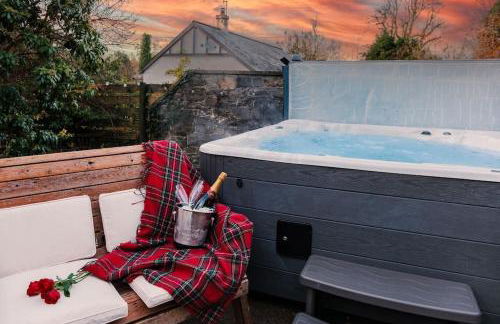 The Old School House, luxury home with hot tub. - Foto 47