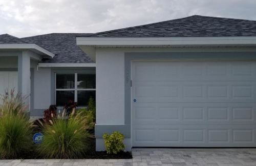 Stunning New Home in Cape Coral Florida - Foto 26