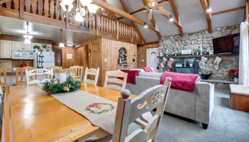 Fire Pit and Community Perks Gouldsboro Cabin! - Foto 3