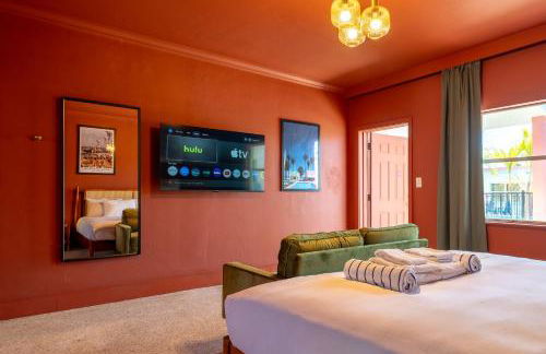 Monaco Vacation Rentals - Photo 42