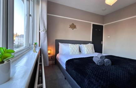 Fully Furnished New Malden 3BDR Home with Parking Washer Dryer and Garden near Kingston - Foto 6