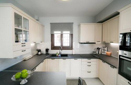 Mermaid Beachfront Villa - Photo 75