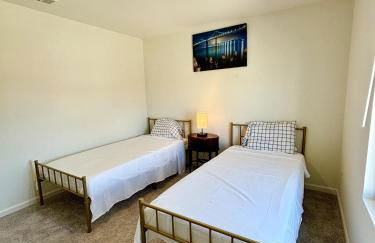 Cozy Modern Retreat, Comfortable and Spacious - Foto 5