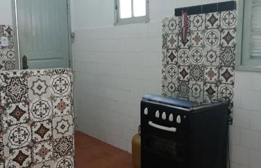 Próx Rodoviária, rua familiar tranquila, trabalho ou lazer! - Foto 8