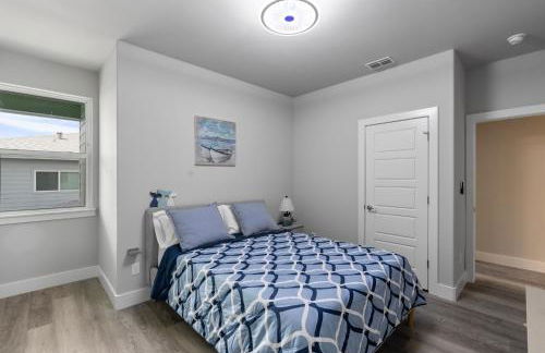 Stylish Townhouse with BBQ, Pool & Near Beach - Foto 15