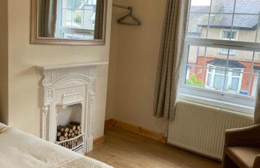 Maurice House 3 bedroom self catering townhouse - Photo 3