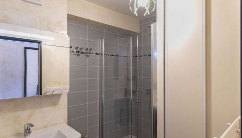 Bel appartement 4 pers, terrasse, parking privé, proche ski et thermes - FR-1-403-98 - Foto 5