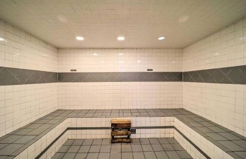 3 Mi to Sugar Mtn Resort! Family Escape with Balcony - Foto 29