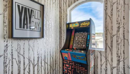 _Entire Home_Game Room_Basement_FirePit_ - Foto 2