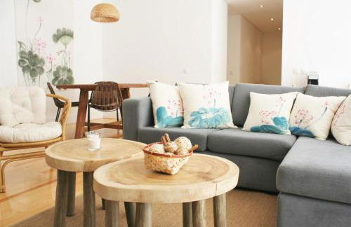 Charming Estoril Apt Beach 5 Min Walk - Photo 1