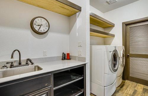 Hot Tub and Fire Pit Possum Kingdom Lake Retreat! - Foto 11