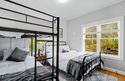 Luxury A Frame 5BR Hot Tub & Mountain Views - Foto 43