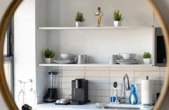 Regal Stylish Uptown Loft Beachfront RooftopWFHGym - Photo 17