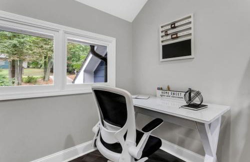 Lakefront, Saltwater Pool, Backyard Oasis, Private Dock, Home Gym - Foto 34