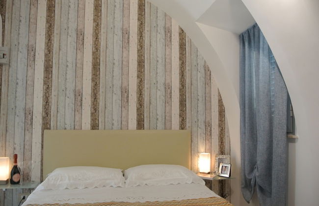 Cottage on the Beach - Photo 2