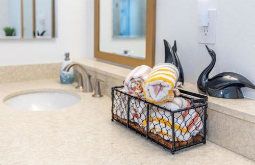 Oahu Perfect Vacation - Million Dollar View, Pool, Near Beach, Sleeps 14 - Foto 47