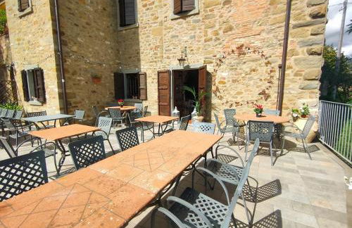 Spacious Apartment in Lisciano Niccone with Mountain View - Photo 12