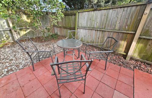 Coastal Cottage in Port Richey, Pet-Friendly Getaway Near Beaches, Parks, and Tampa - Foto 41