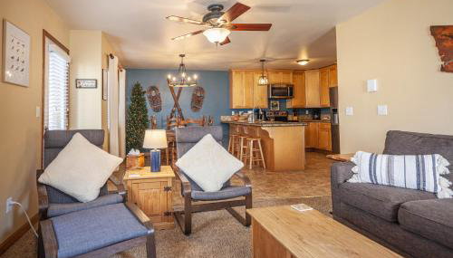 Walk to Downtown Leavenworth, Coaster, Festivities, Oktoberfest, Christmas Lights, Maifest - Foto 2